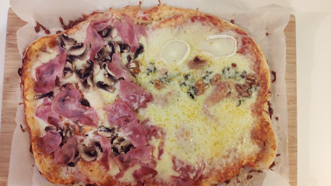 Pizza 4 estaciones Pizza 4 estaciones
