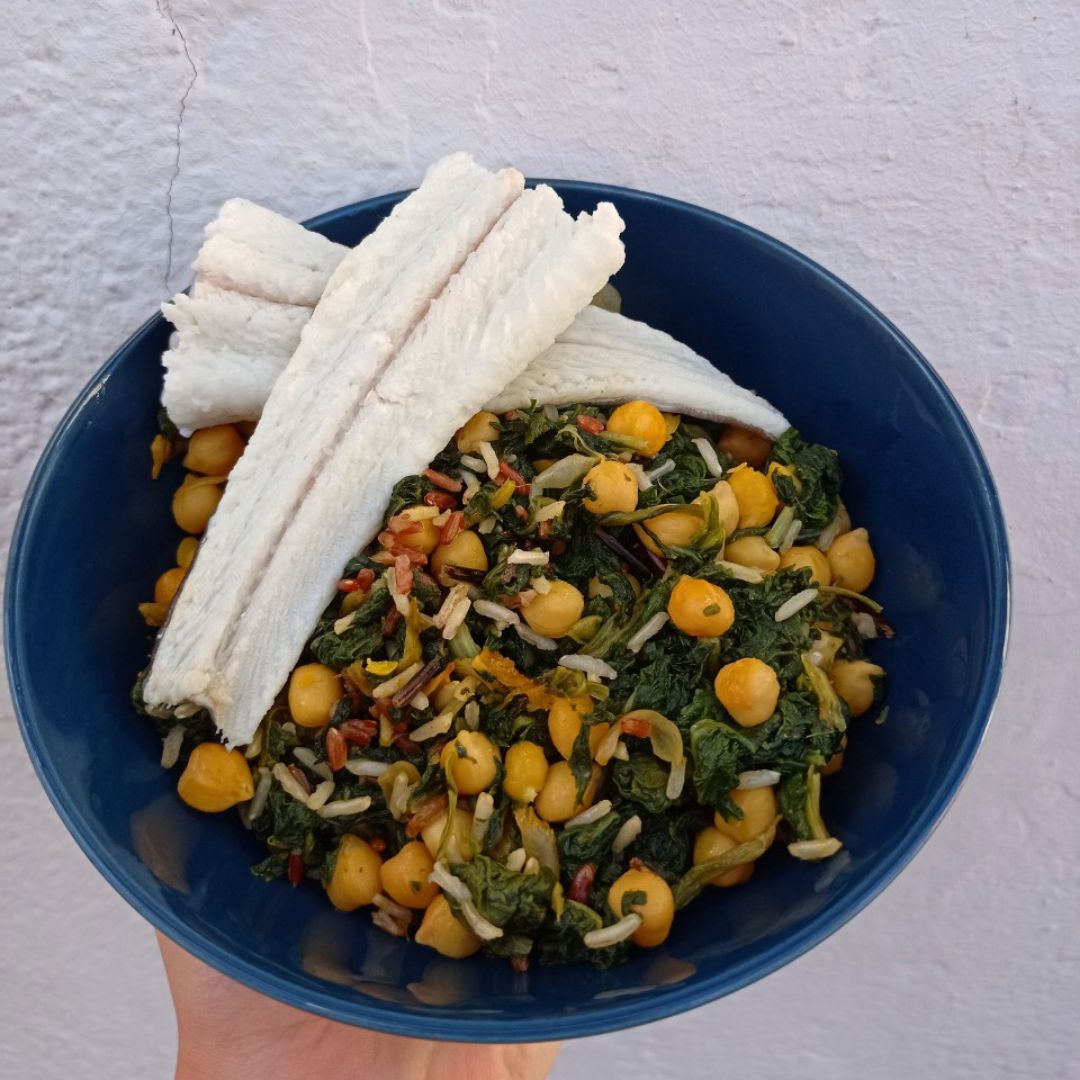 Garbanzos con acelgas y congrio Garbanzos con acelgas y congrio