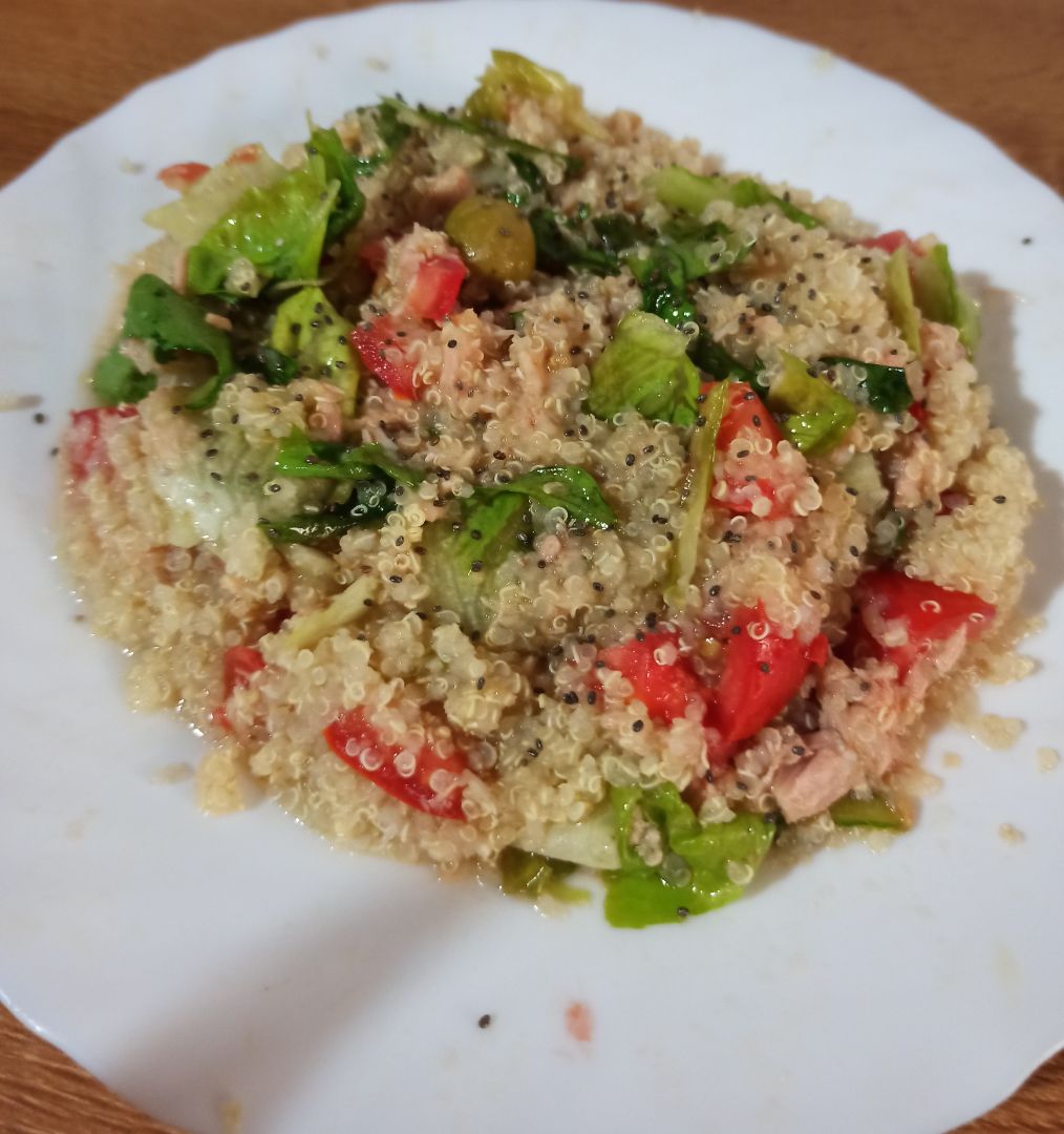 Ensalada de quinoa. Ensalada de quinoa.