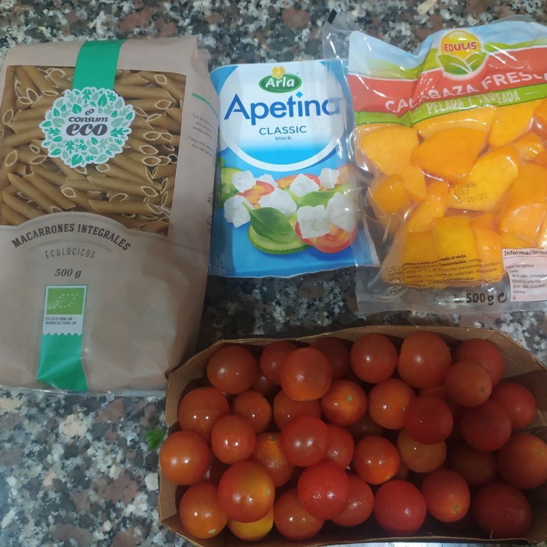 Macarrones integrales con salsa de calabaza y feta Paso 0 Macarrones integrales con salsa de calabaza y feta Paso 0