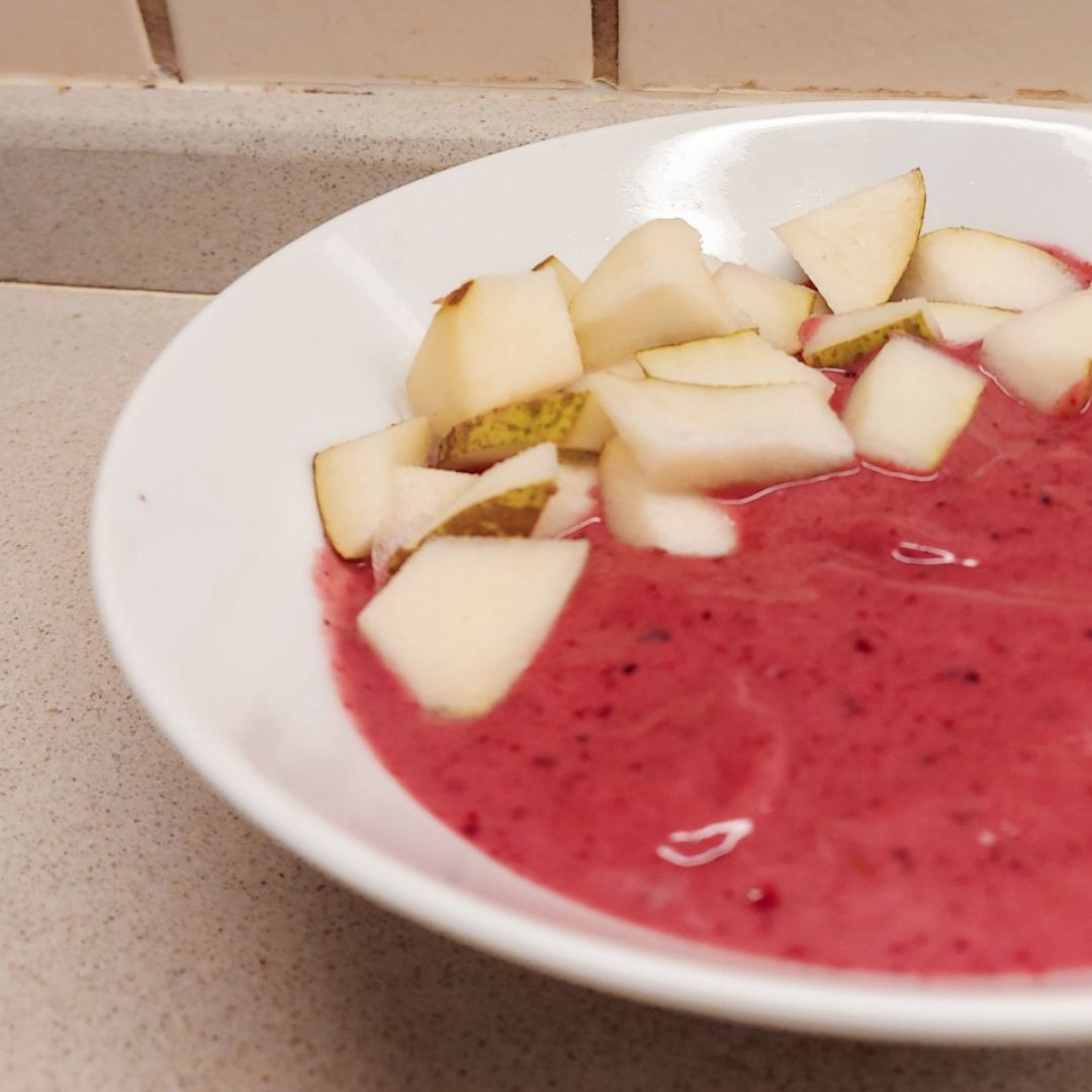 Yogur de frutos rojos y pera Yogur de frutos rojos y pera