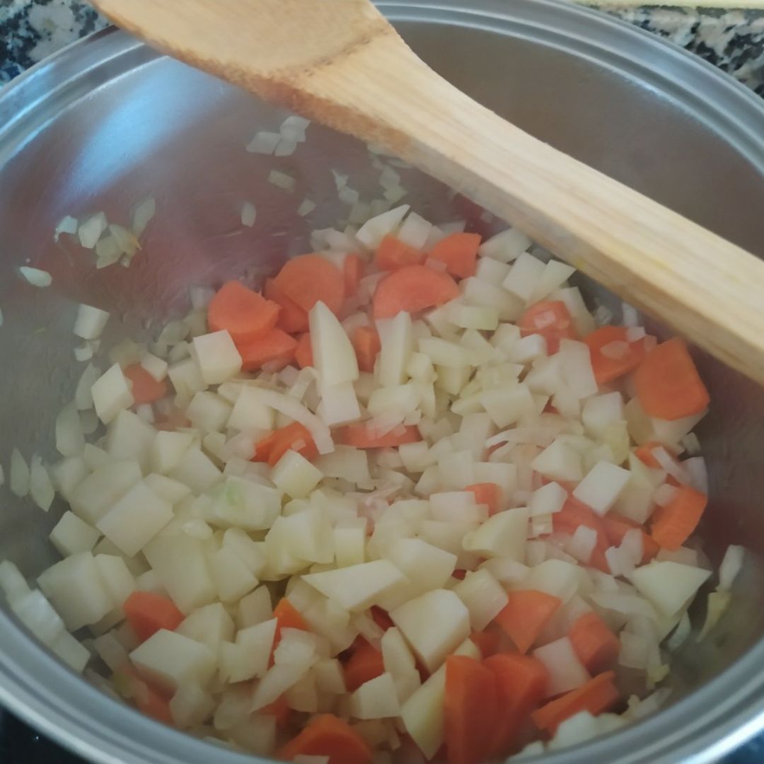 Escudella de arroz con acelgas y bacalao Paso 0 Escudella de arroz con acelgas y bacalao Paso 0