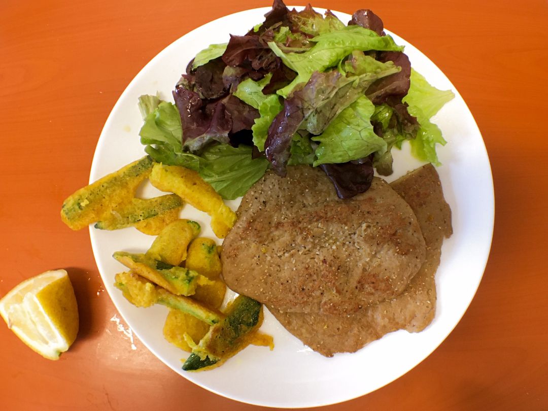 Seitan de almendras / no pollo Seitan de almendras / no pollo