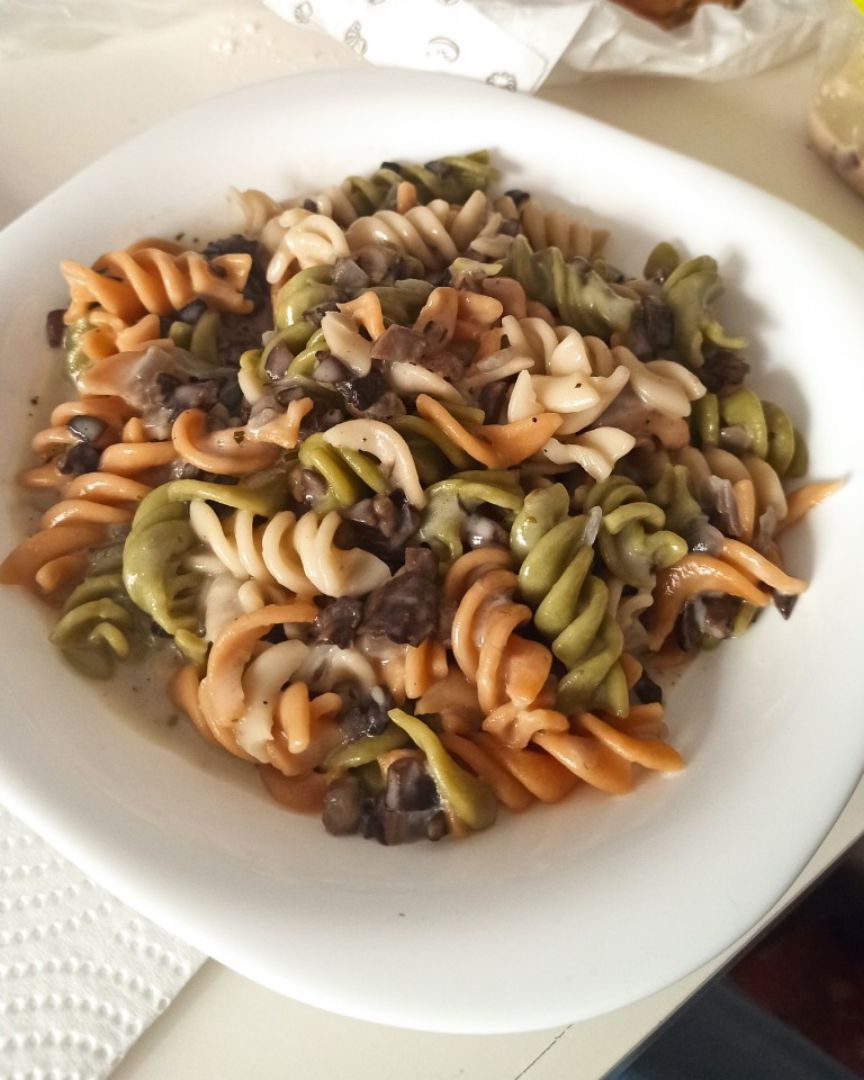 ✨Espirales con carbonara vegana✨ ✨Espirales con carbonara vegana✨