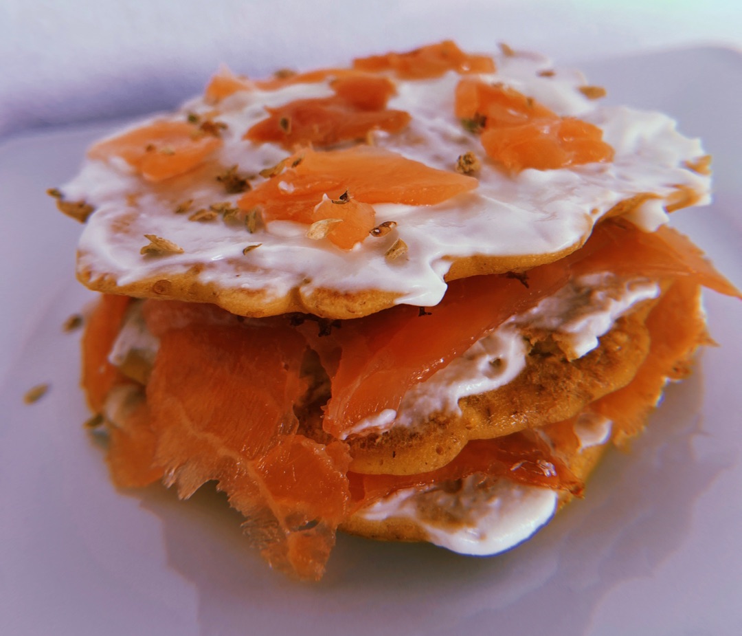 Tortitas con queso y salmón 🤩Step 0