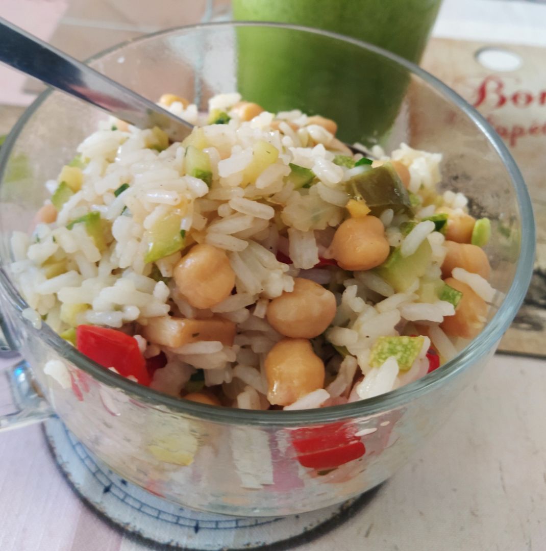 Arroz de verduras y garbanzos