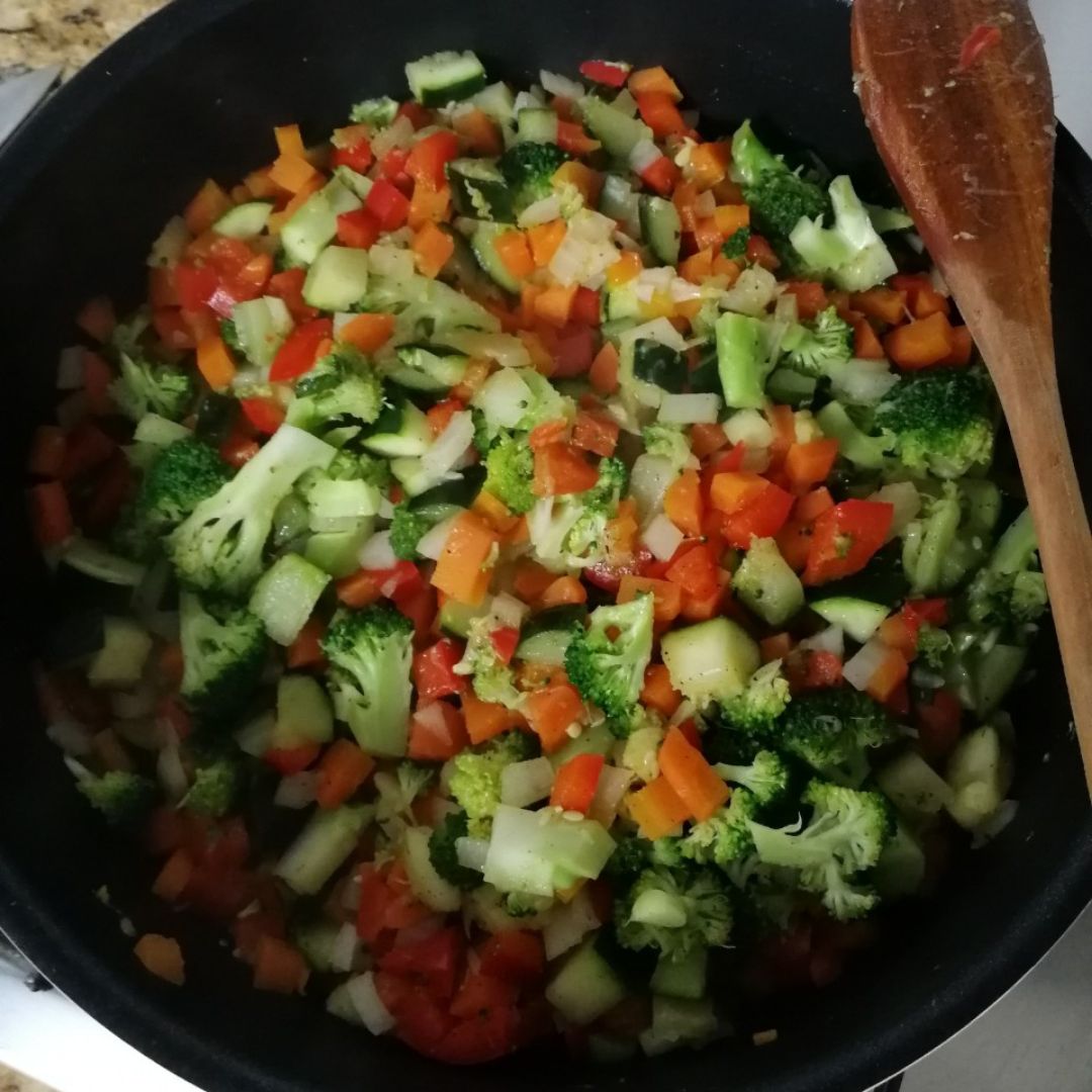 Pisto con brocoli Paso 1 Pisto con brocoli Paso 1