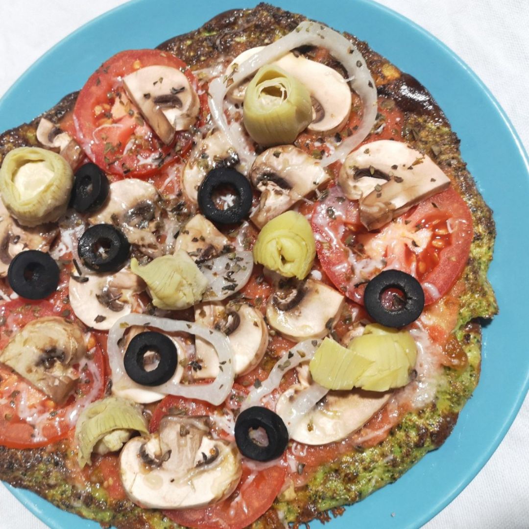 Pizza base de br贸coli y verduras 馃挌 Pizza base de br贸coli y verduras 馃挌