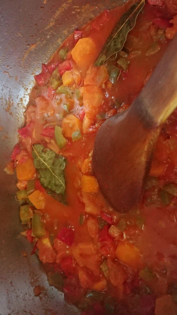 Lentejas con verduras, pollo y arroz Paso 1 Lentejas con verduras, pollo y arroz Paso 1