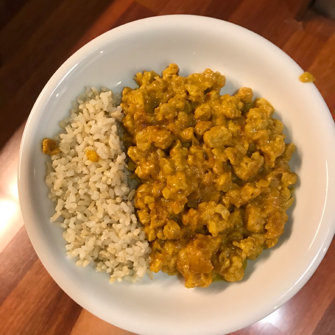 Soja texturizada al curry con arroz