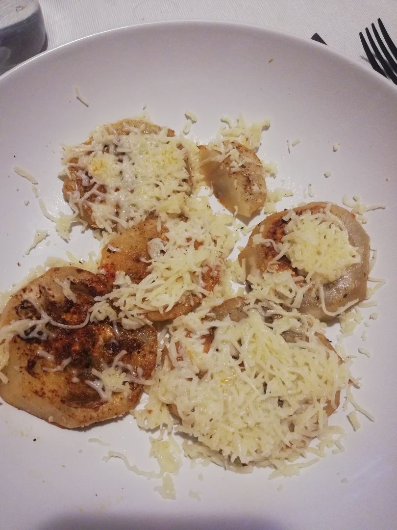 Berenjenas con queso y especias Berenjenas con queso y especias