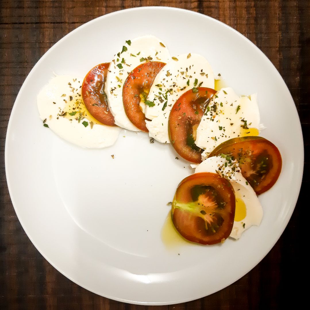 Ensalada caprese Ensalada caprese