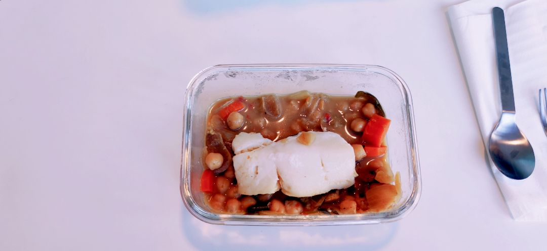 Garbanzos caldosos con verduras y bacalao Garbanzos caldosos con verduras y bacalao