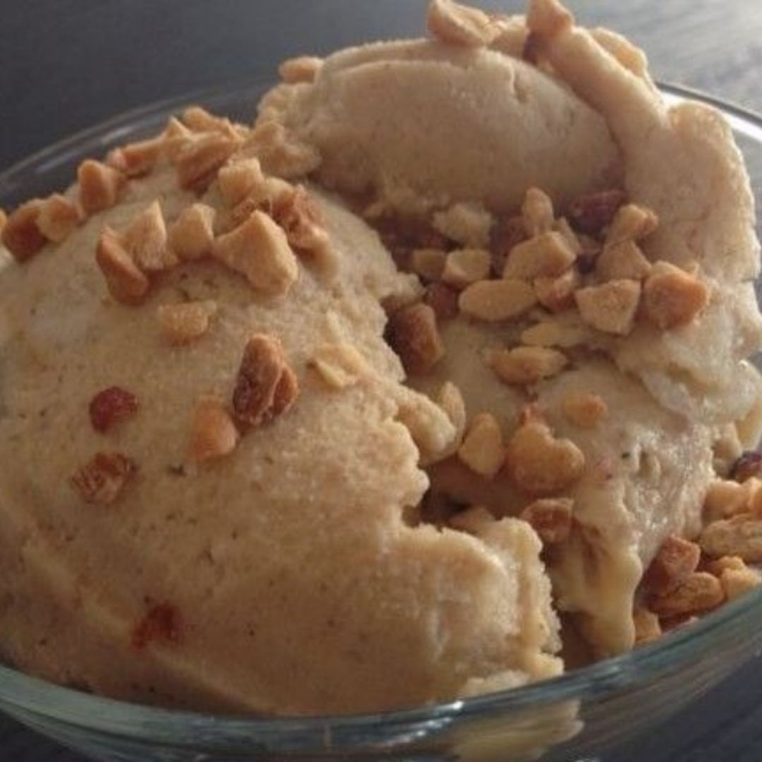 Helado de plátano y mantequilla de cacahuete realfooder