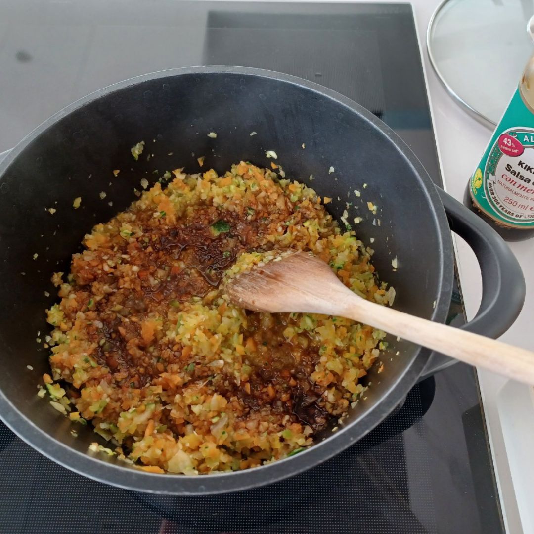 Arroz con salmón terayakiStep 0