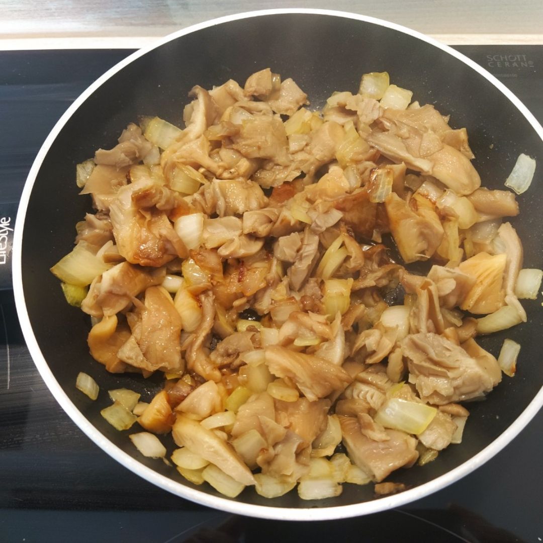 Pasta con setas y pollo Paso 3 Pasta con setas y pollo Paso 3