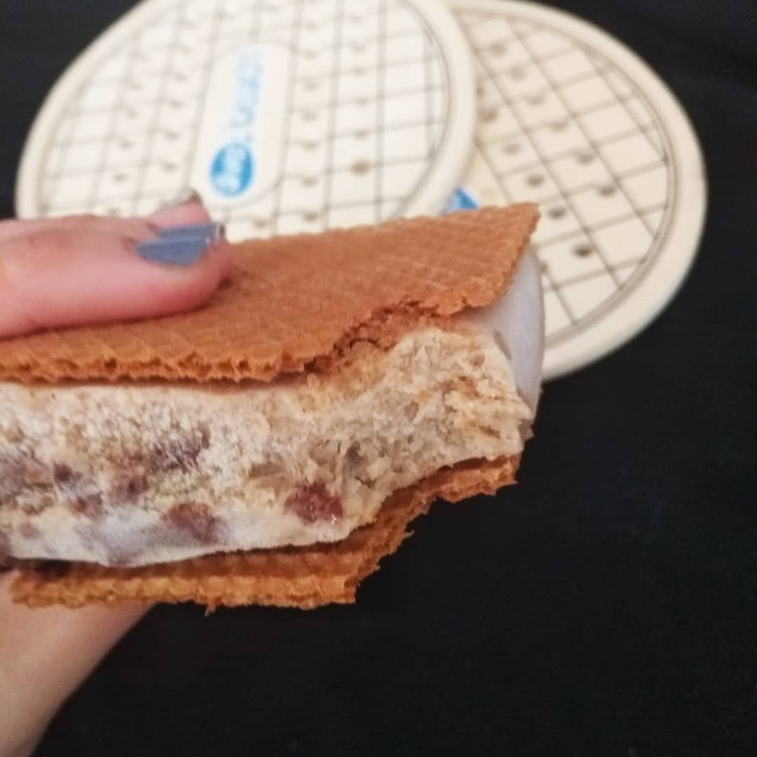 Helado de plátano y crema de cacahuate Helado de plátano y crema de cacahuate