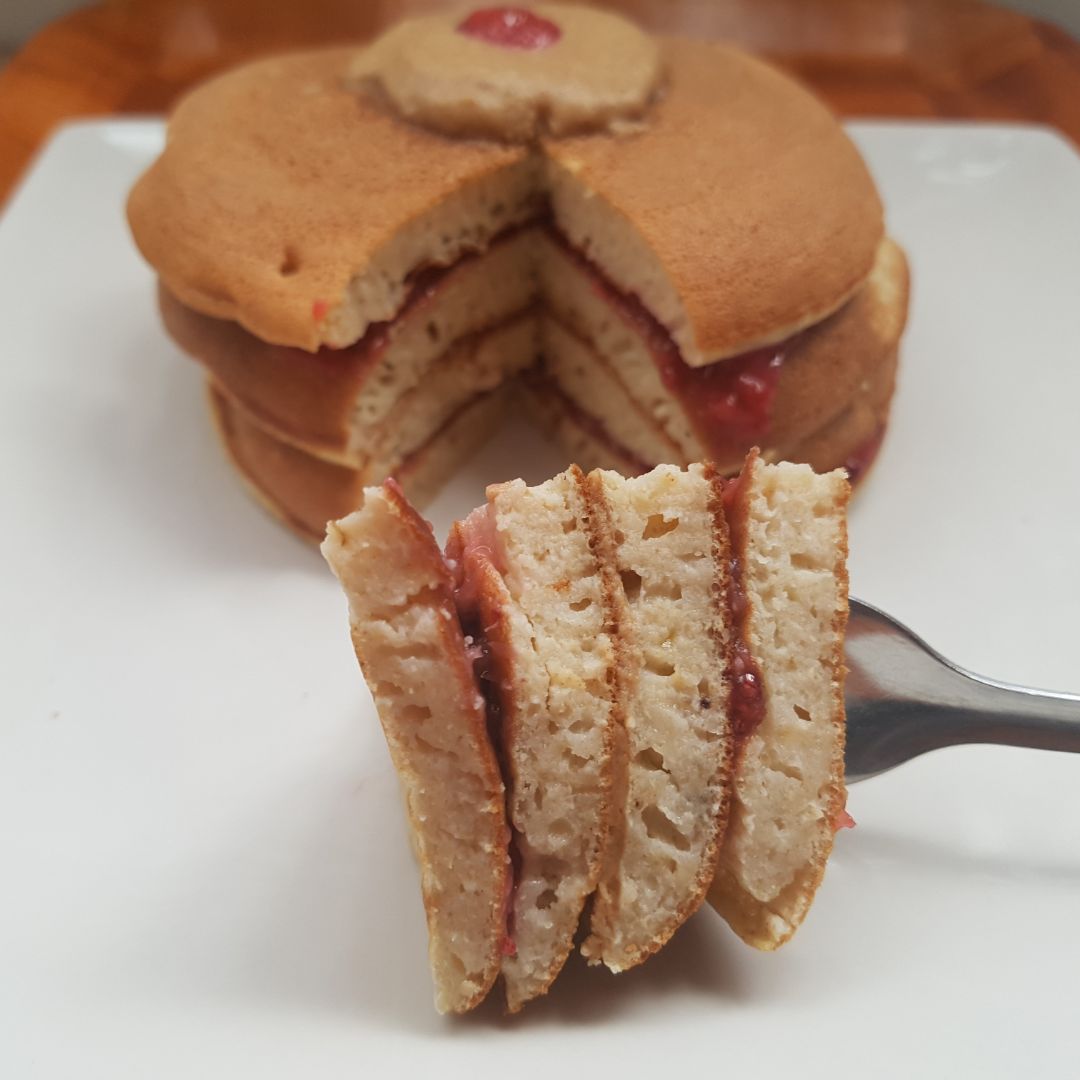 TORTITAS DE CACAHUETE Y MERMELADA TORTITAS DE CACAHUETE Y MERMELADA