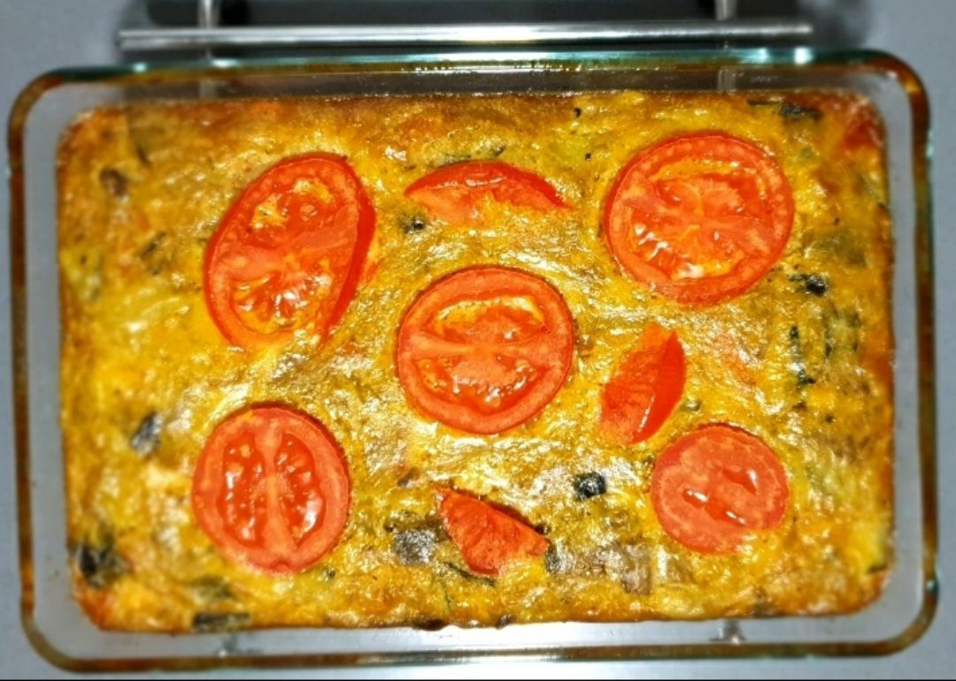 Pastel de verduras con queso de cabra y bonito del norte Pastel de verduras con queso de cabra y bonito del norte