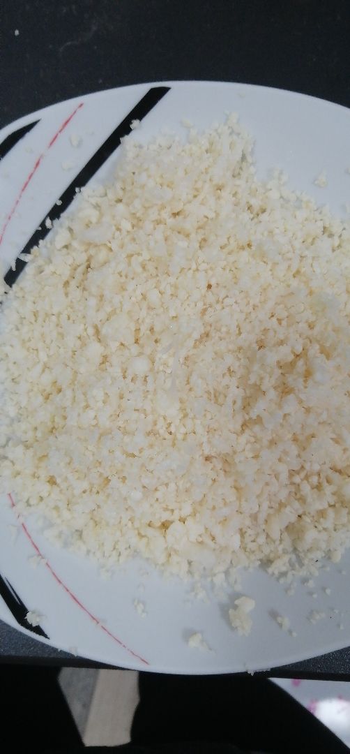 Pizza con base de coliflor Paso 0 Pizza con base de coliflor Paso 0