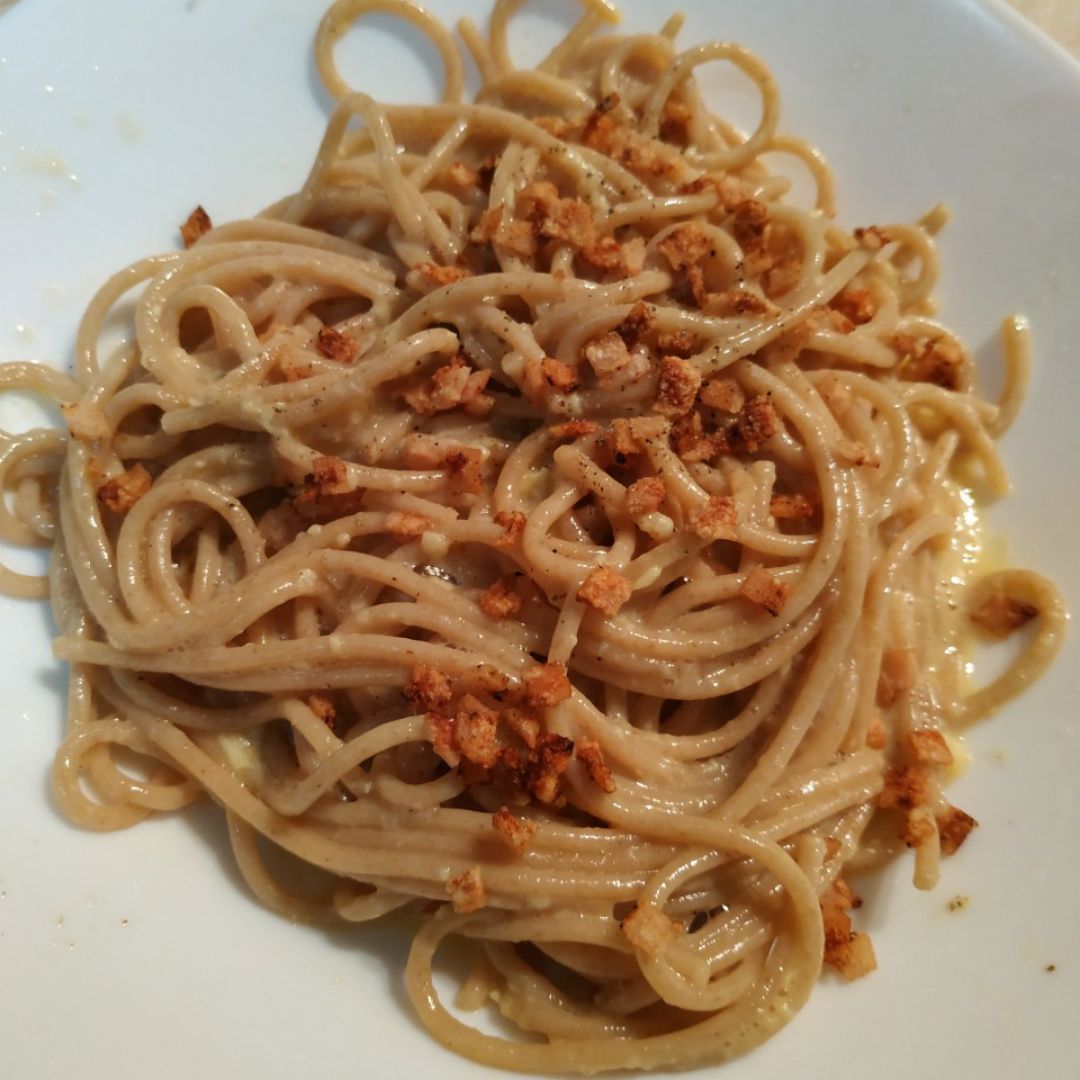 Spaghetti carbonara con falso beicon Spaghetti carbonara con falso beicon