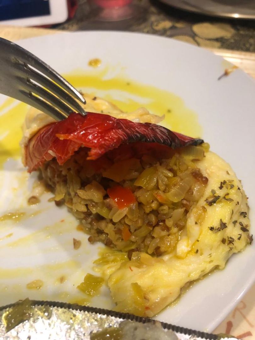 Pimiento relleno con arroz y tortilla francesa. Paso 1 Pimiento relleno con arroz y tortilla francesa. Paso 1