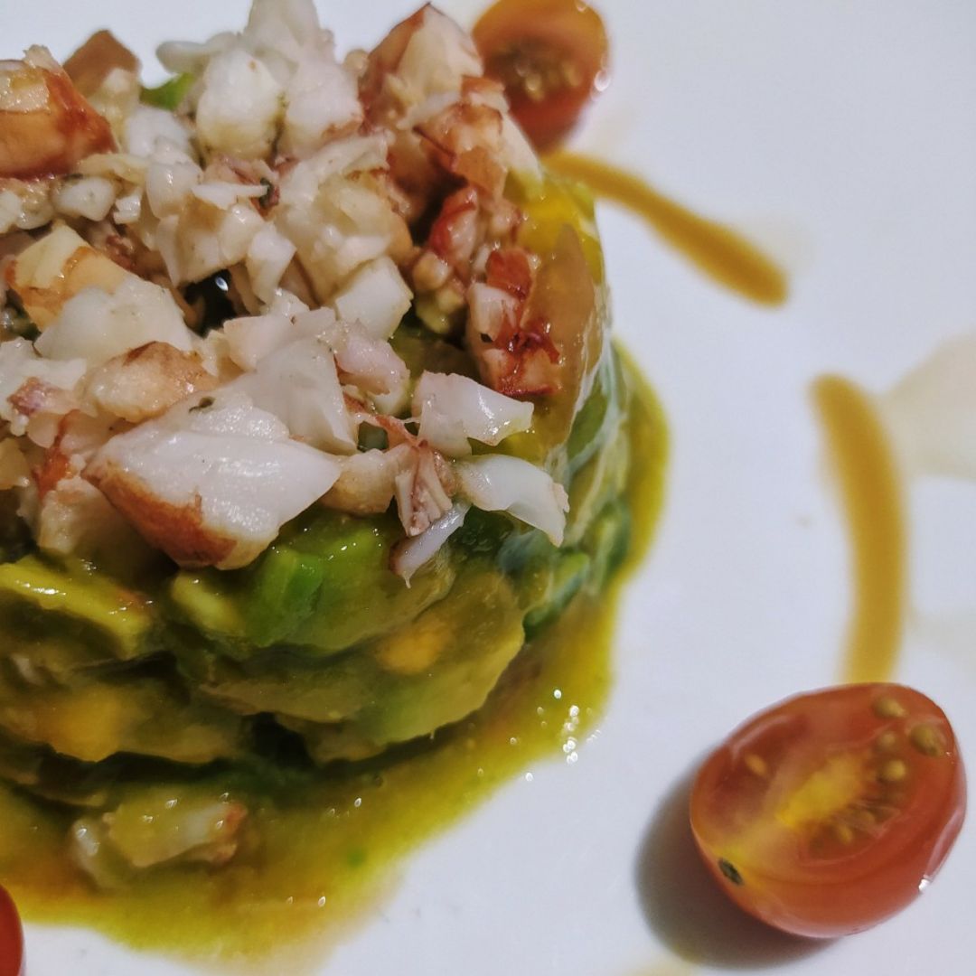 Tartar de aguacate con langostinos y mango. #realfood #realfooder #futurlife #ricorico Tartar de aguacate con langostinos y mango. #realfood #realfooder #futurlife #ricorico