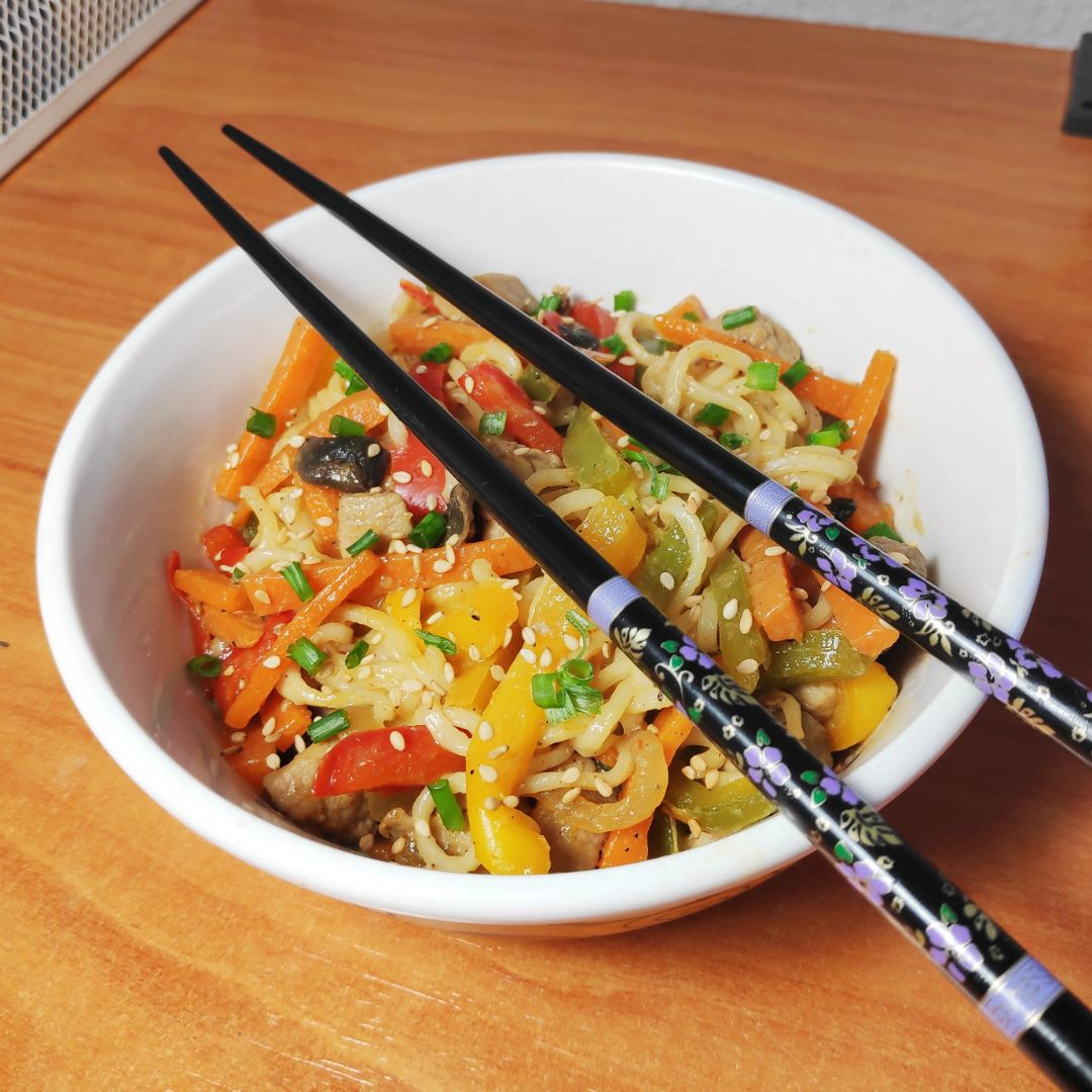 Fideos al wok Fideos al wok