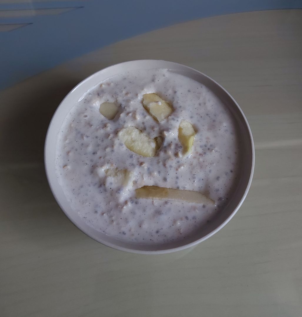 Bowl de avena, manzana y chía Bowl de avena, manzana y chía