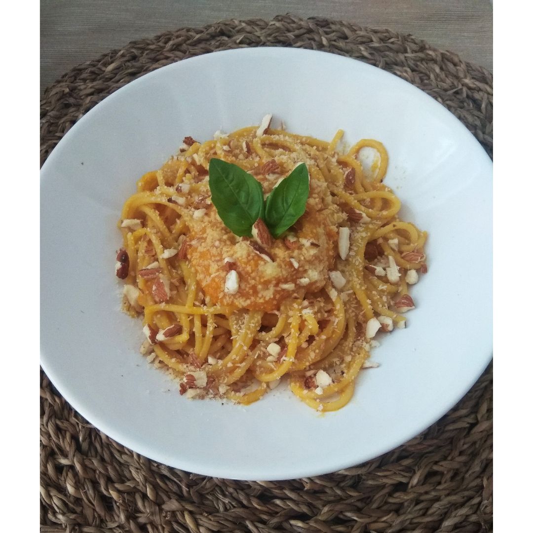 🍝Pasta con salsa de calabaza🍝 🍝Pasta con salsa de calabaza🍝