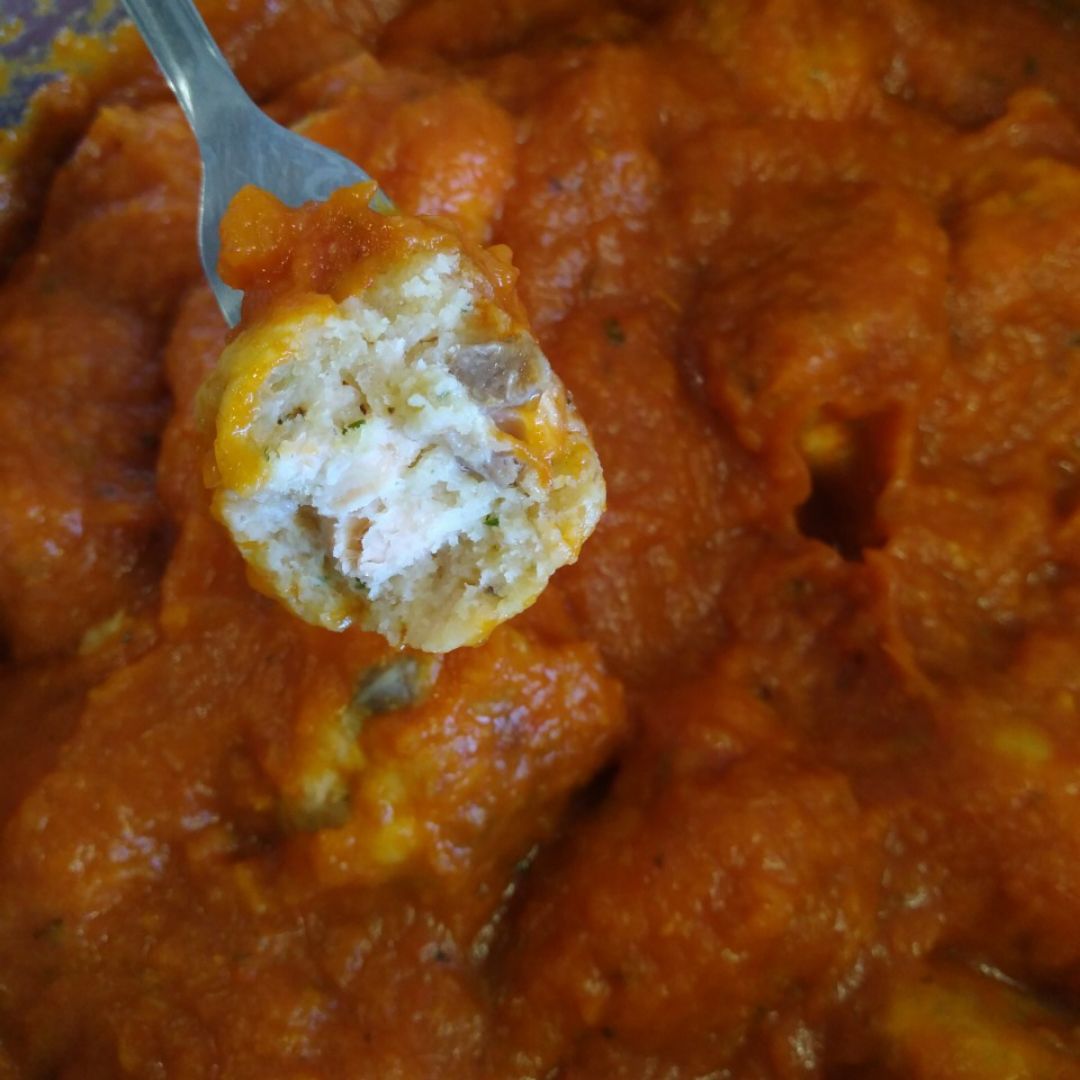 ALBÓNDIGAS DE SALMÓN EN SALSA DE VERDURAS Paso 7