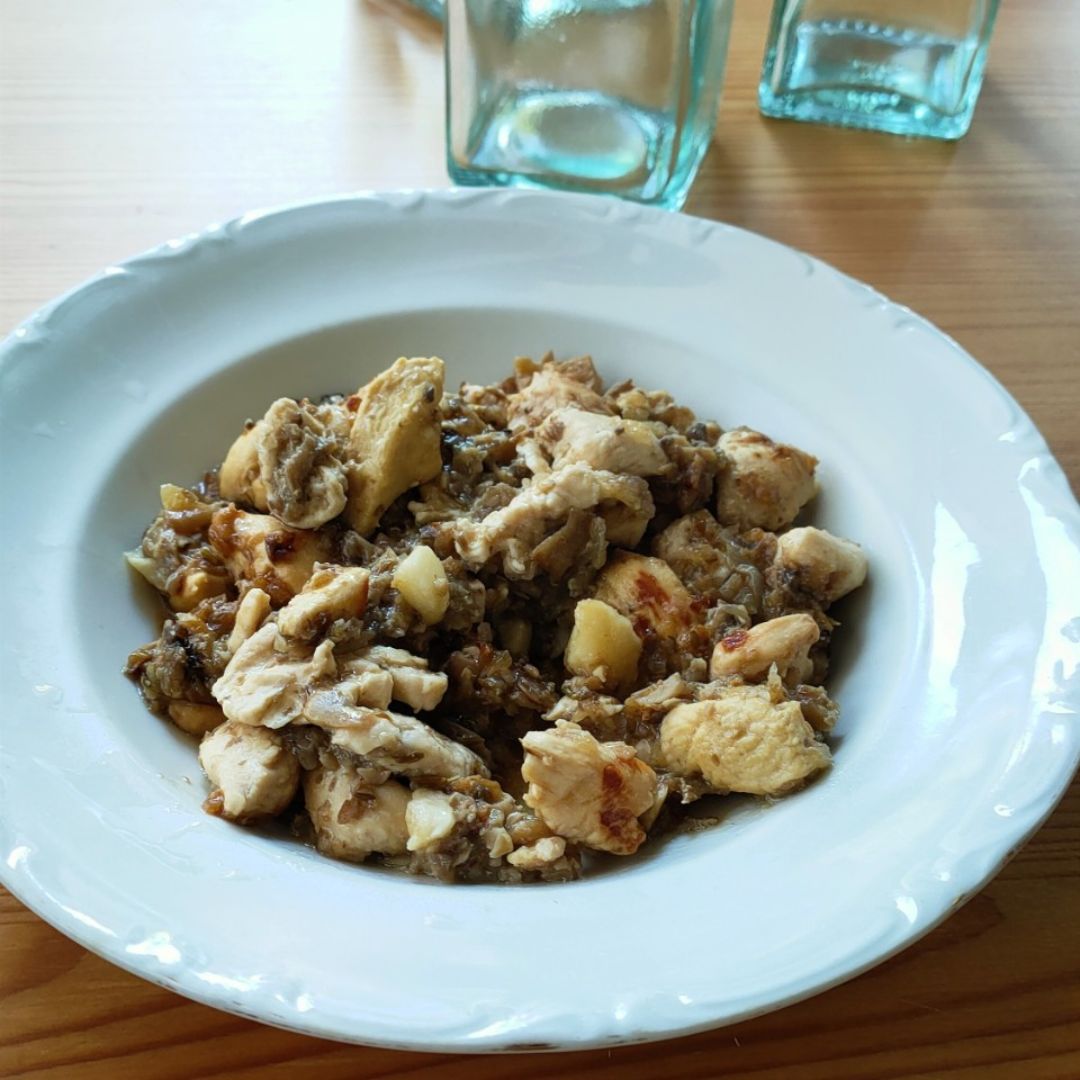 Pollo al ajillo con setas y cebolla Pollo al ajillo con setas y cebolla