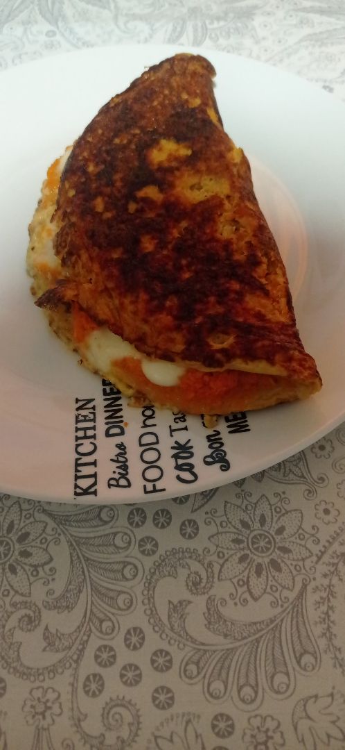 Omelette de zanahorias, huevo y mozarela Omelette de zanahorias, huevo y mozarela