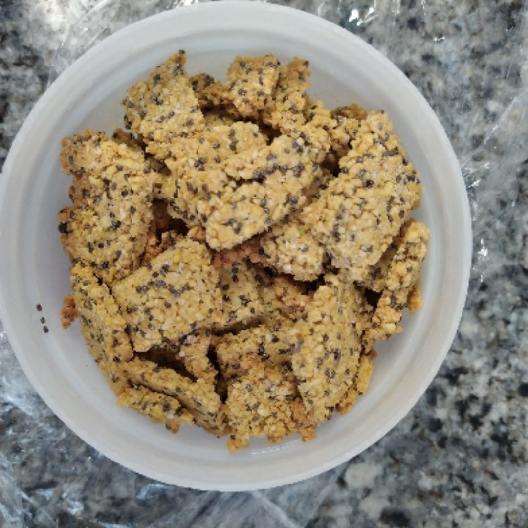 Galletitas saladas de harina de garbanzo y chia Galletitas saladas de harina de garbanzo y chia