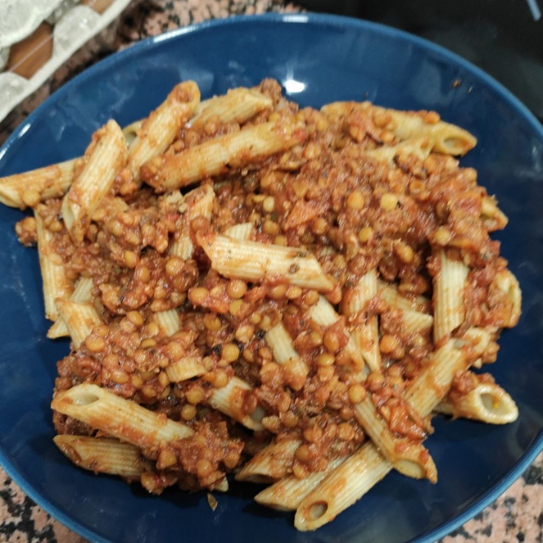Macarrones. Integrales con boloñesa de lentejas Macarrones. Integrales con boloñesa de lentejas