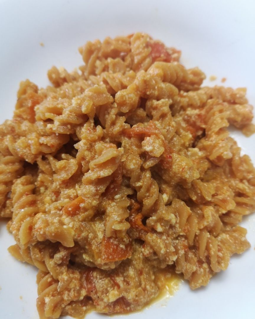 Pasta de lenteja roja 