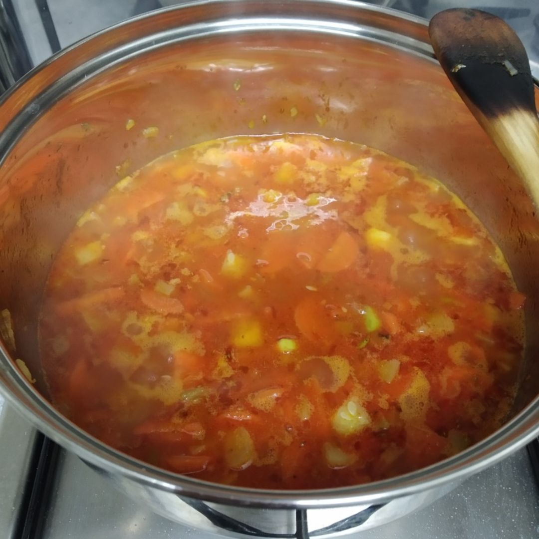 Guiso de alubias blancas con verduras y aceitunas 🍲 Paso 2 Guiso de alubias blancas con verduras y aceitunas 🍲 Paso 2