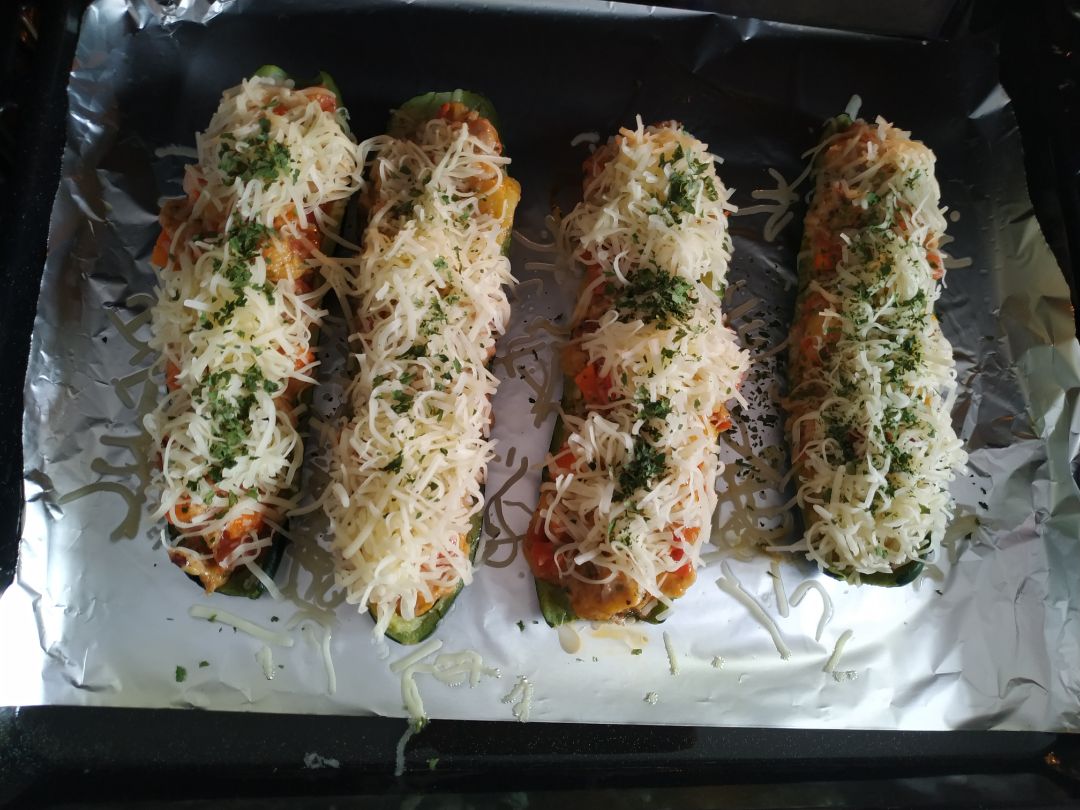Calabacines rellenos!! Buenísimos!! 😊 Paso 7 Calabacines rellenos!! Buenísimos!! 😊 Paso 7