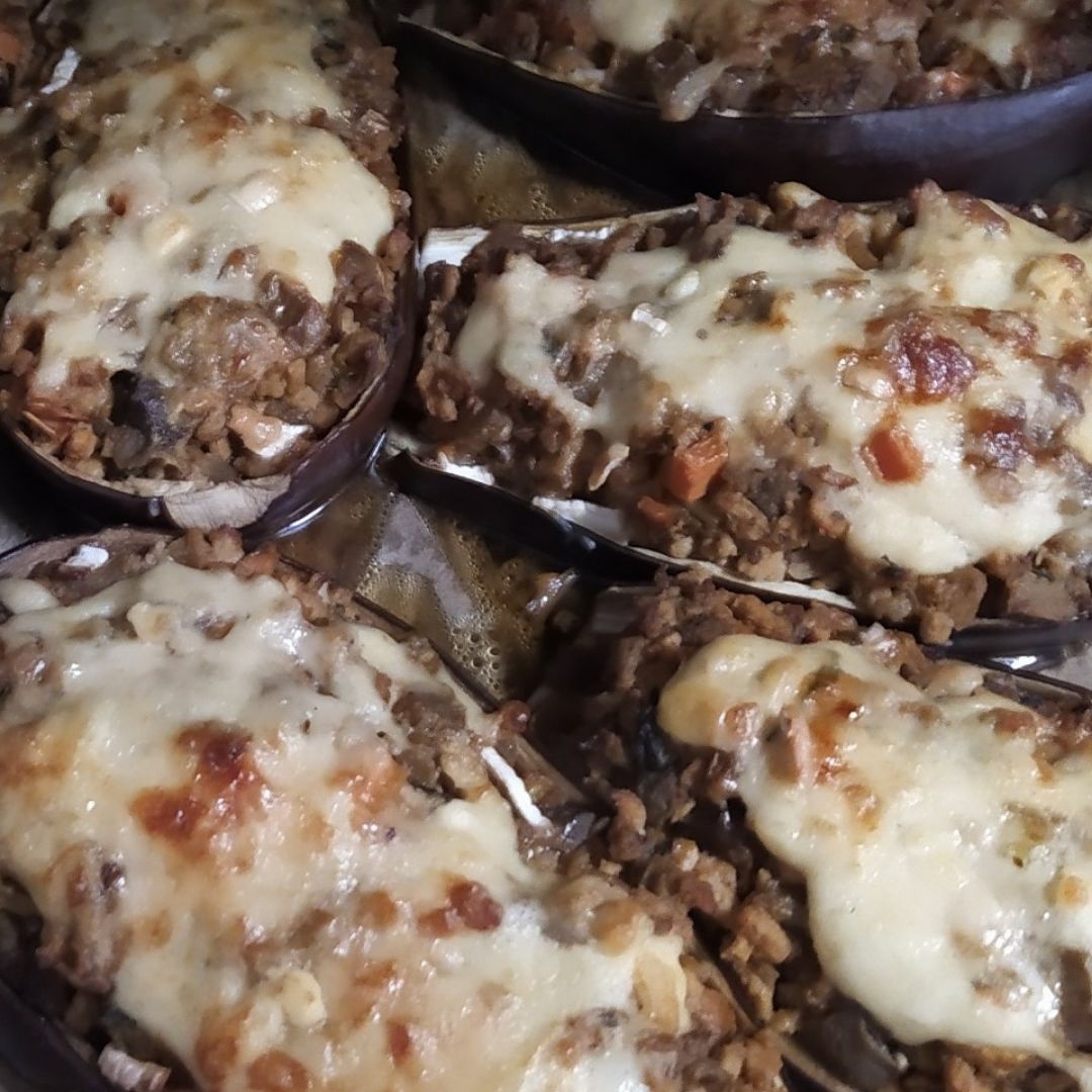 Berenjenas rellenas de soja texturizada y verduras