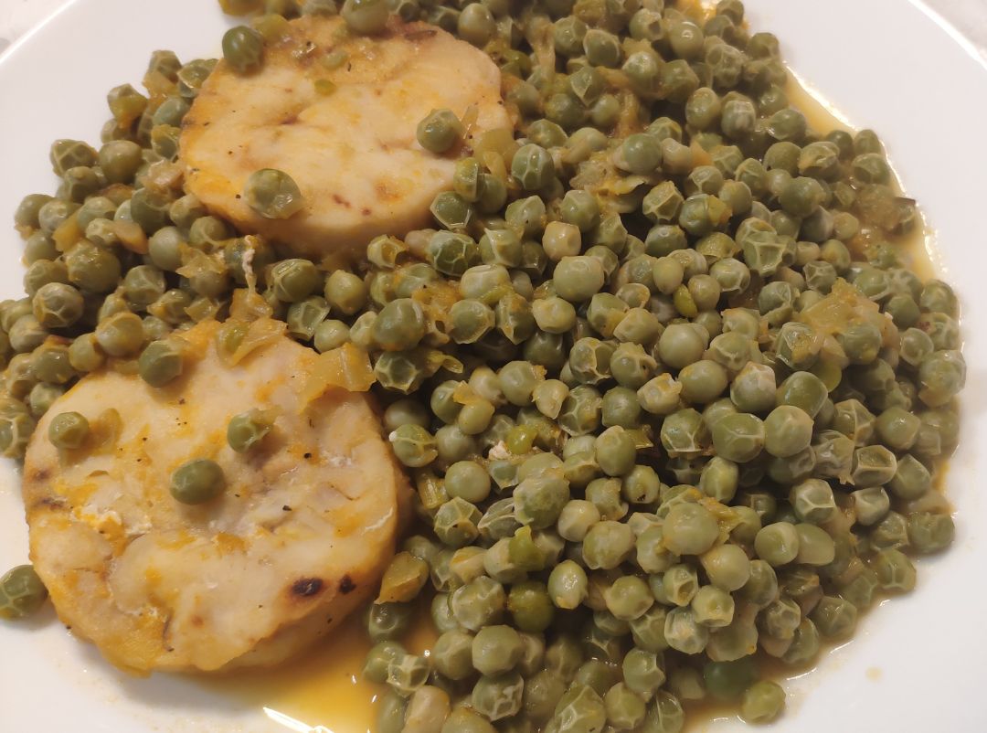 Guisantes con merluza Guisantes con merluza