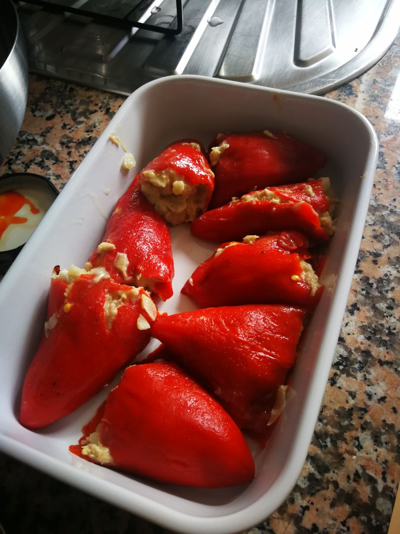 Pimientos piquillo rellenos de atún y huevo Paso 3 Pimientos piquillo rellenos de atún y huevo Paso 3