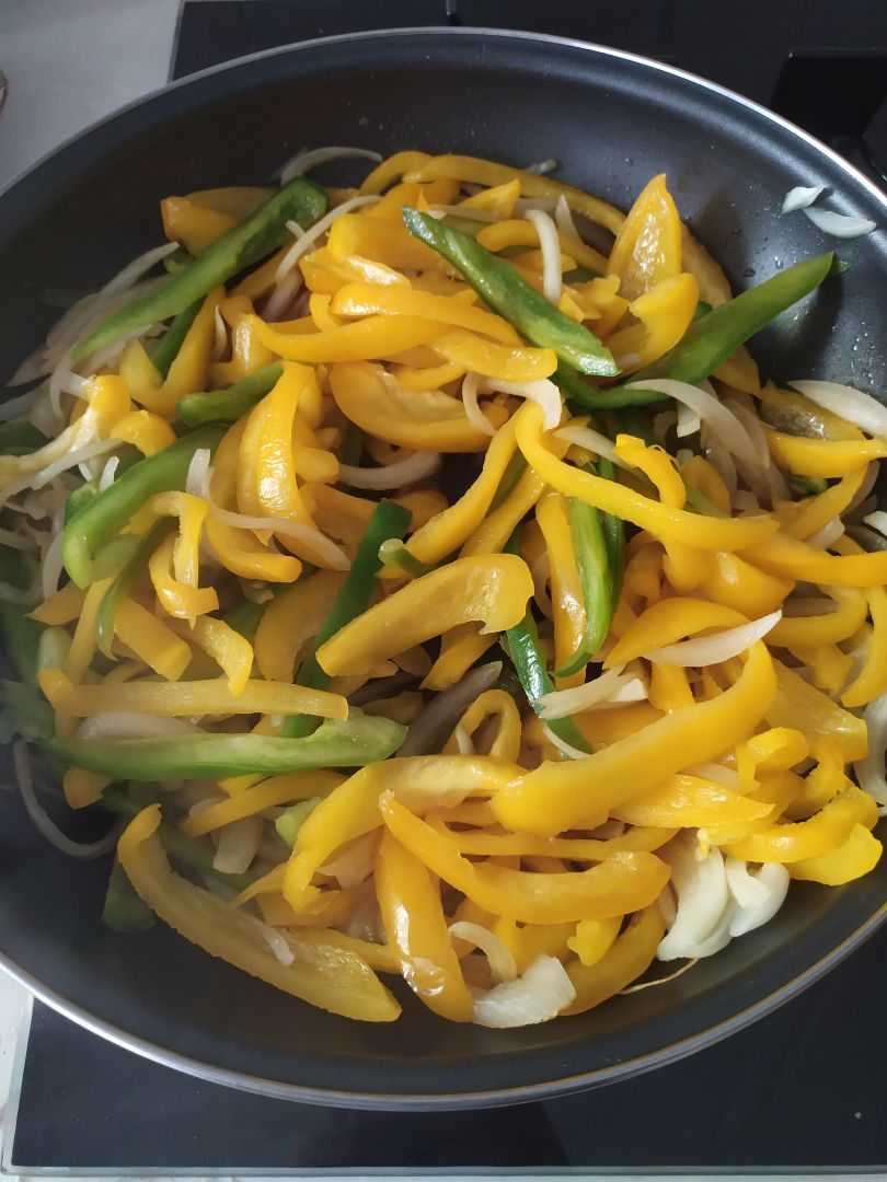 Fajitas de pollo con verduras Paso 2 Fajitas de pollo con verduras Paso 2