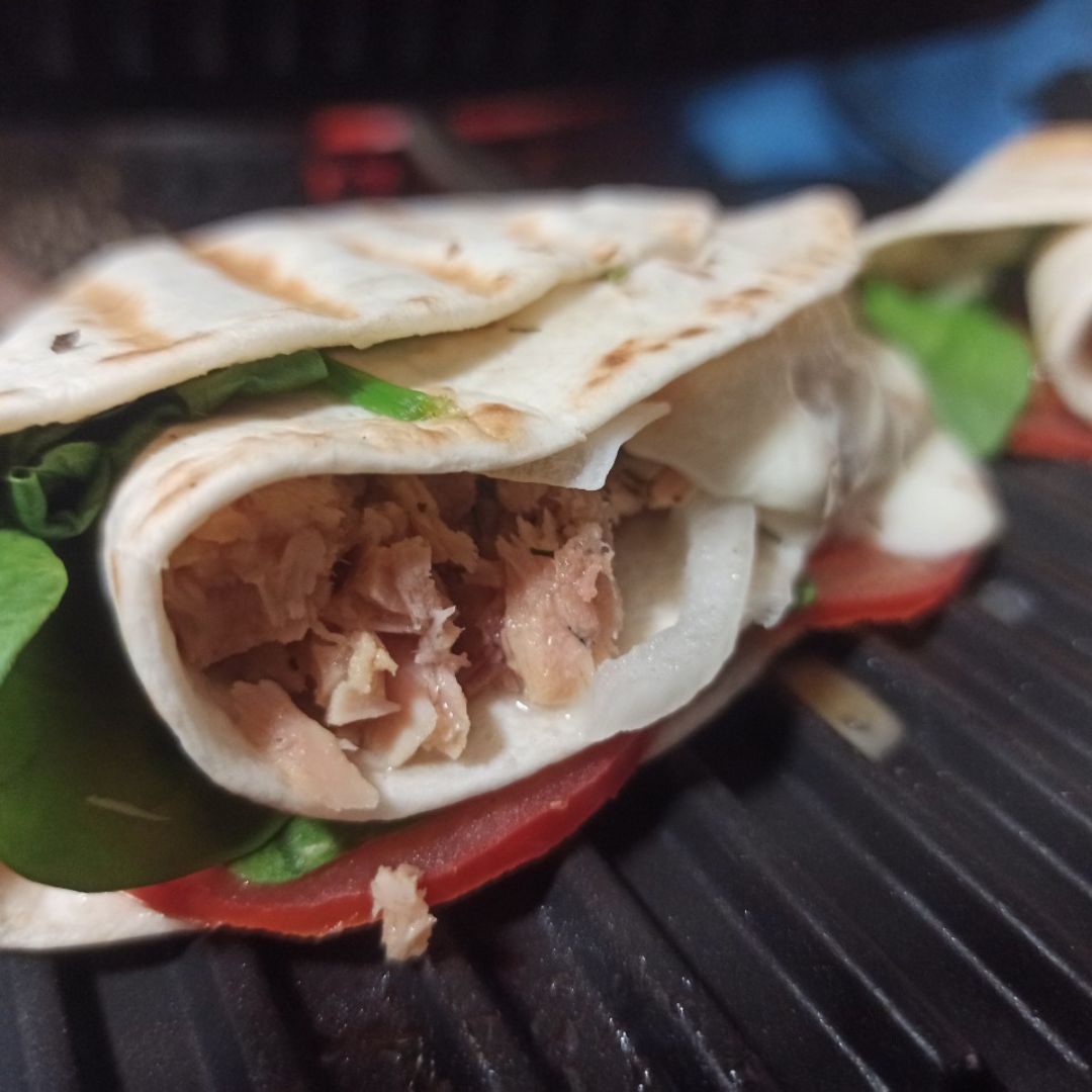 Triángulos de fajita con atún y verdura Triángulos de fajita con atún y verdura