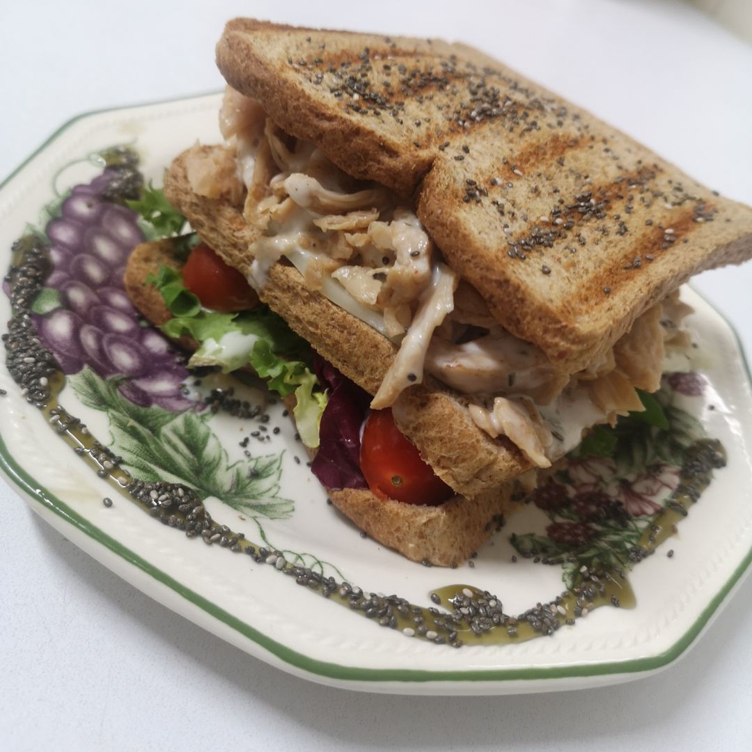 Sandwich de pollo Sandwich de pollo