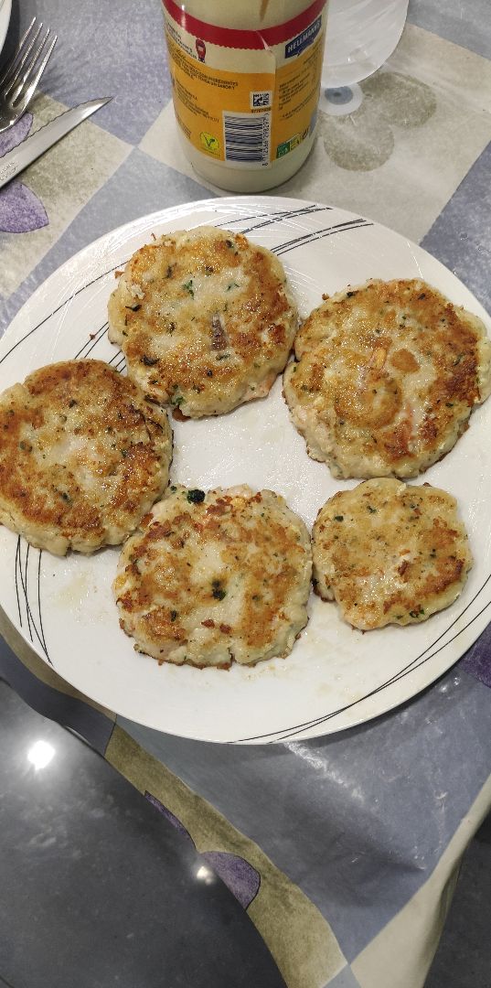 Hamburguesas de merluza y gambas.