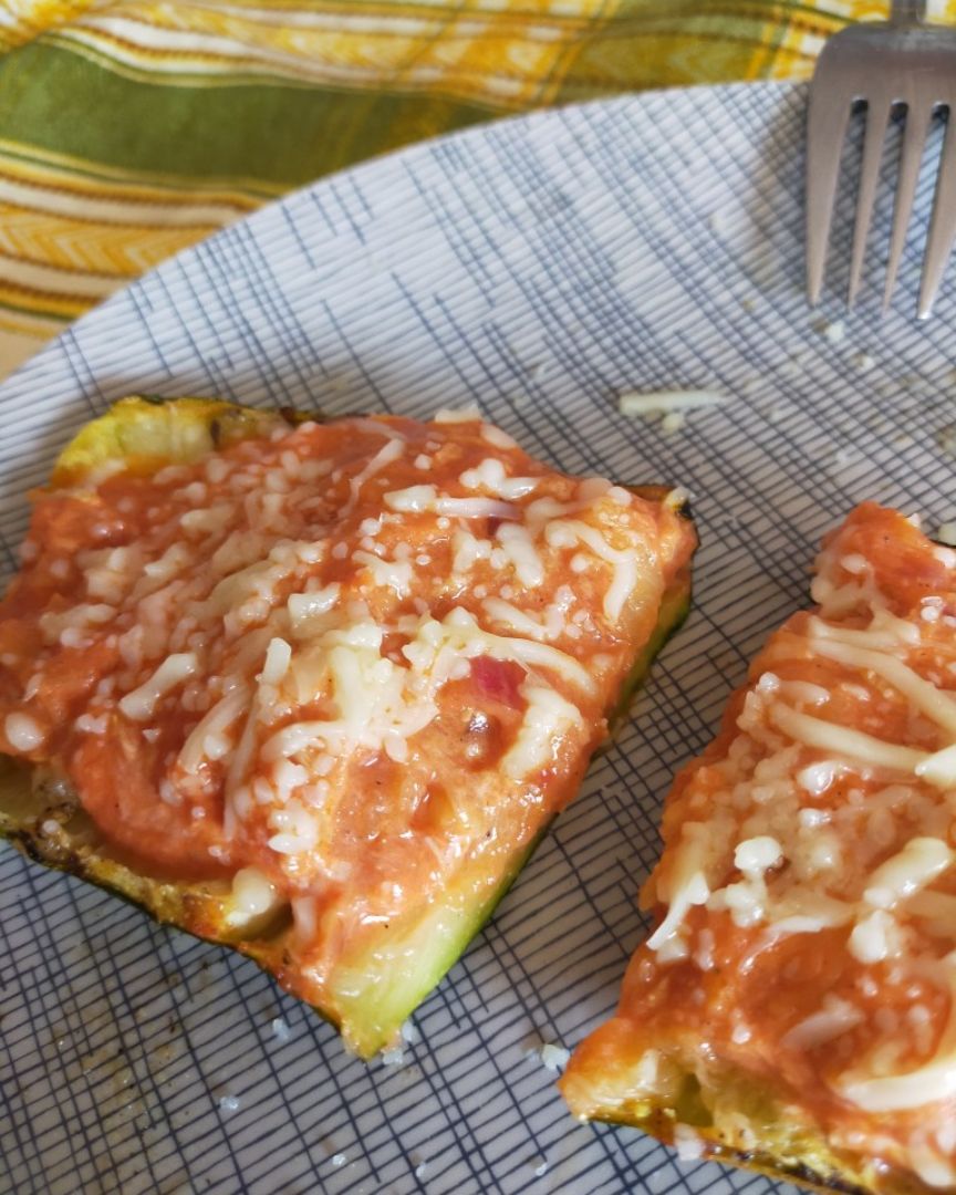 Calabacín relleno de atún Calabacín relleno de atún