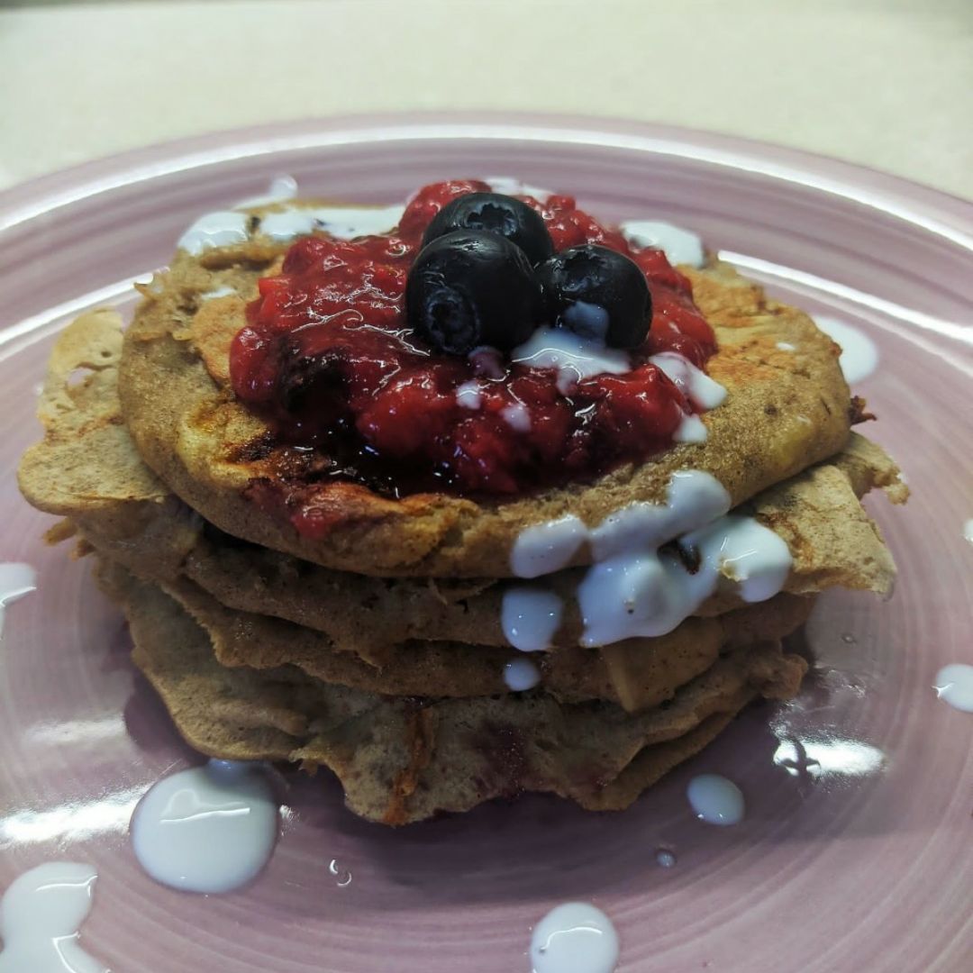 Pancakes de plátano y arándanos Pancakes de plátano y arándanos