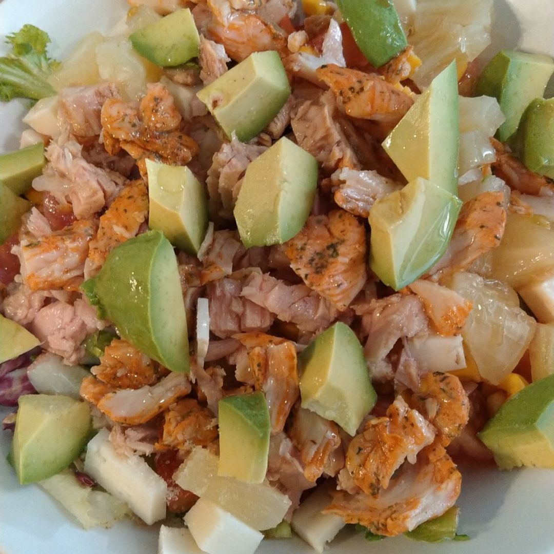 Ensalada con tiras de pollo Ensalada con tiras de pollo