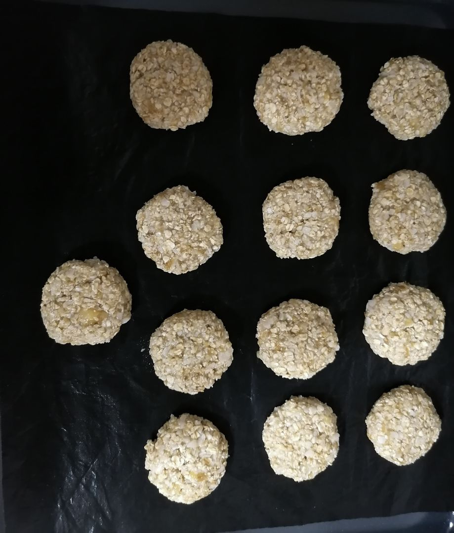 Galletas abizcochadas de platano, Coco y avena 🤤 Paso 1 Galletas abizcochadas de platano, Coco y avena 🤤 Paso 1