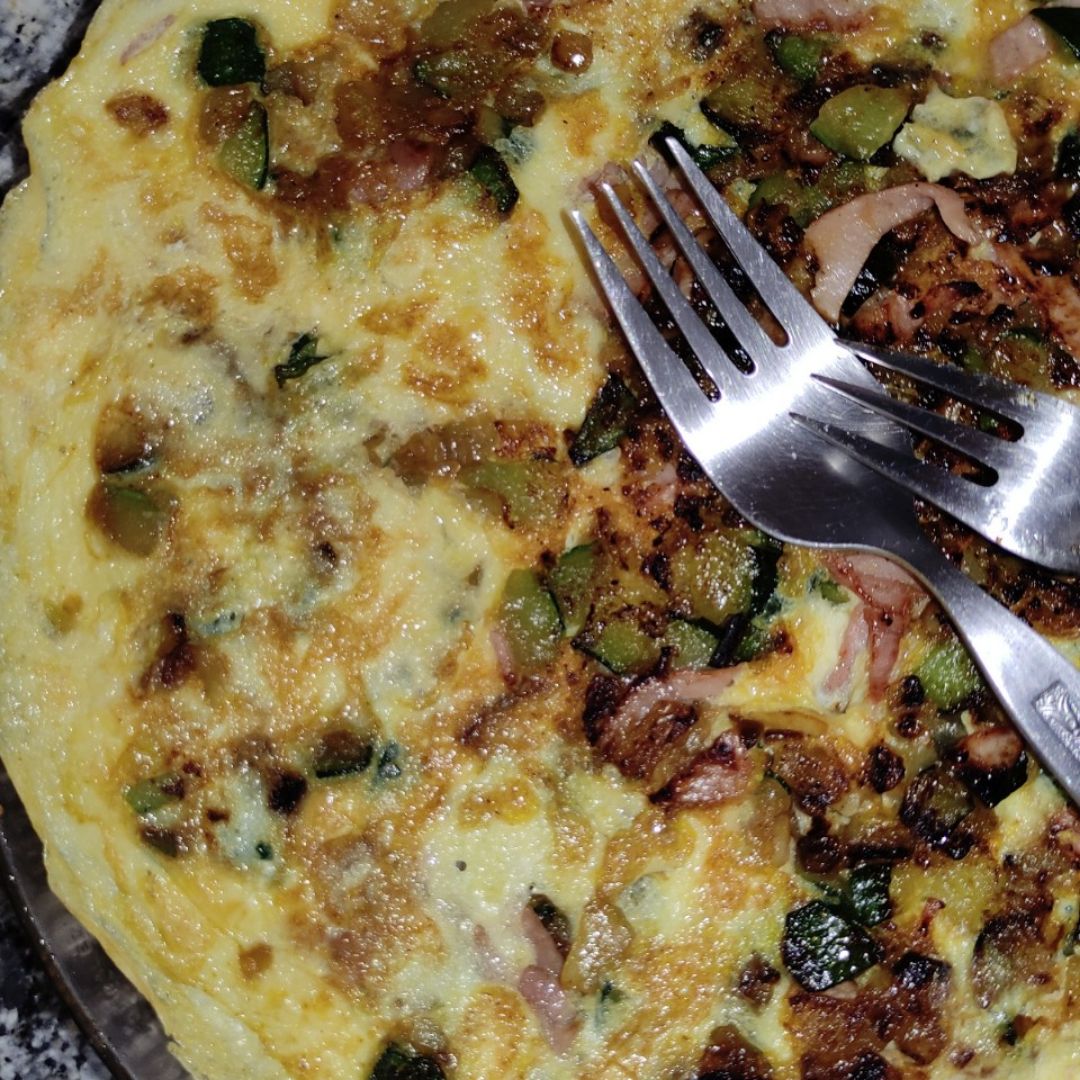 Tortilla de calabacín, cebollita y york Paso 4